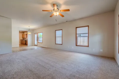 708 Isherwood Drive Central Point OR 97502