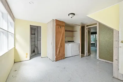 1335 NW Washington Boulevard Grants Pass OR 97526