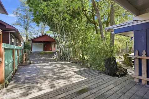 1335 NW Washington Boulevard Grants Pass OR 97526