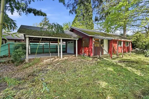 1335 NW Washington Boulevard Grants Pass OR 97526