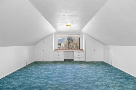 1300 Daisy Lane Grants Pass OR 97527