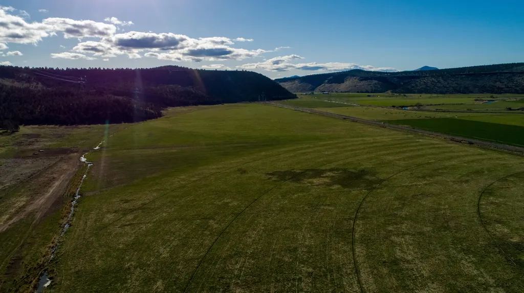 1001 NW Oneil Highway Prineville OR 97754