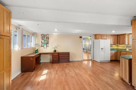 1028 E 11th Street Medford OR 97504