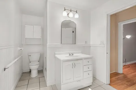 1028 E 11th Street Medford OR 97504