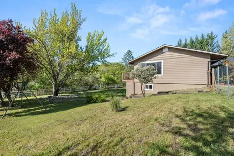 3583 Ross Lane Central Point OR 97502