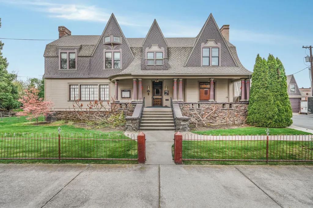 233 SE 4th Street Pendleton OR 97801