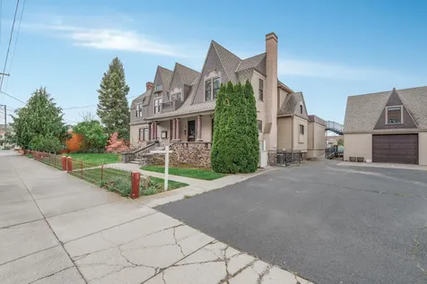 233 SE 4th Street Pendleton OR 97801
