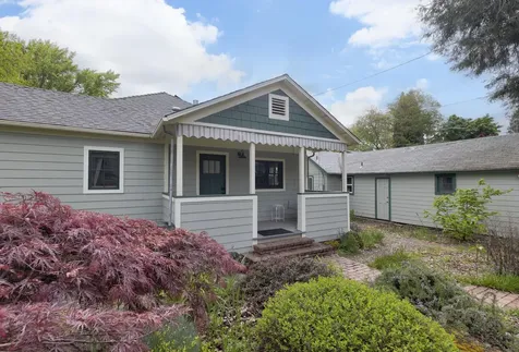 1417 NW Washington Boulevard Grants Pass OR 97526