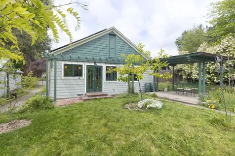 1417 NW Washington Boulevard Grants Pass OR 97526