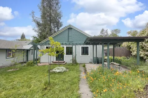 1417 NW Washington Boulevard Grants Pass OR 97526