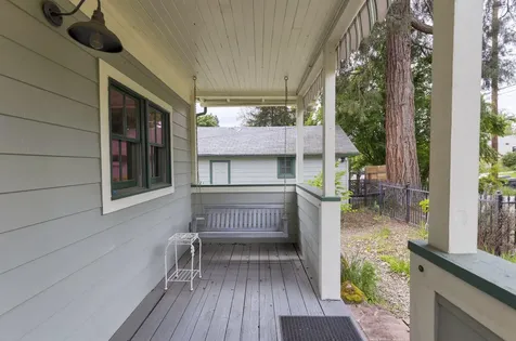 1417 NW Washington Boulevard Grants Pass OR 97526