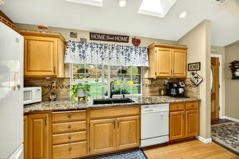 221 Lauer Way Grants Pass OR 97526