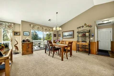221 Lauer Way Grants Pass OR 97526