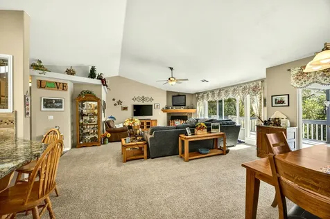 221 Lauer Way Grants Pass OR 97526