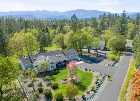 221 Lauer Way Grants Pass OR 97526