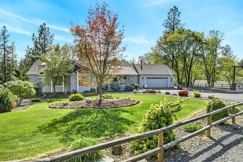 221 Lauer Way Grants Pass OR 97526