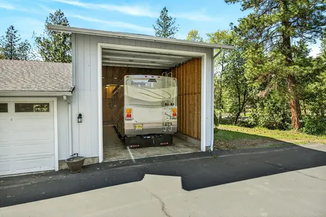 221 Lauer Way Grants Pass OR 97526