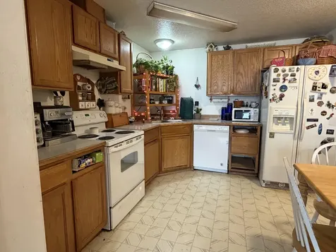 2741 SW 28th Street Redmond OR 97756