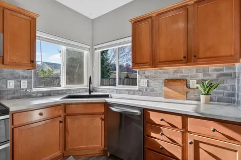 2217 NW Cedar Avenue Redmond OR 97756