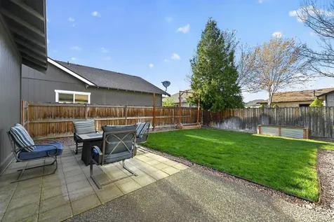 2217 NW Cedar Avenue Redmond OR 97756