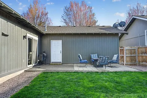 2217 NW Cedar Avenue Redmond OR 97756