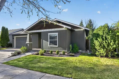 2217 NW Cedar Avenue Redmond OR 97756