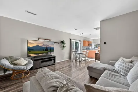 2217 NW Cedar Avenue Redmond OR 97756