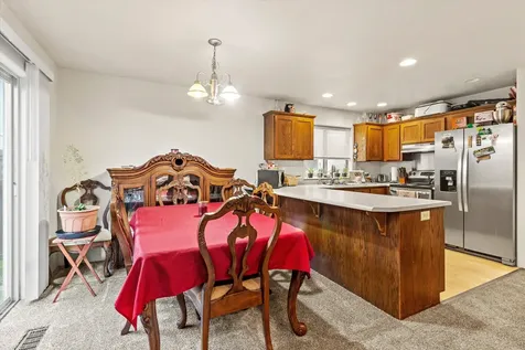 1297 Clearsprings Drive Medford OR 97501
