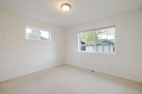 2807 SW 23rd Street Redmond OR 97756