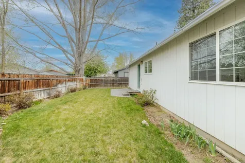 2807 SW 23rd Street Redmond OR 97756
