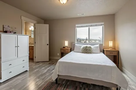 63113 De Haviland Court Bend OR 97701