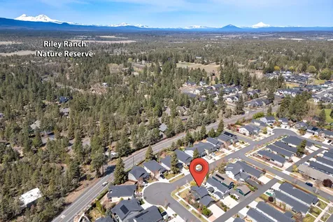 63250 NW Newhall Place Bend OR 97703