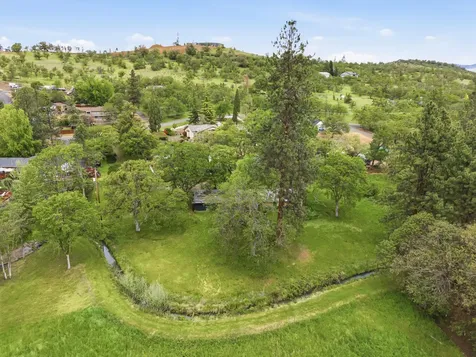 620 Vista Park Drive Eagle Point OR 97524