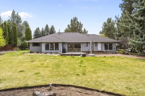 21052 Desert Woods Drive Bend OR 97702