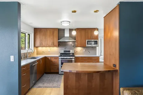 21052 Desert Woods Drive Bend OR 97702