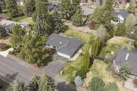 21052 Desert Woods Drive Bend OR 97702