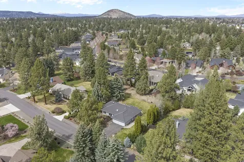 21052 Desert Woods Drive Bend OR 97702