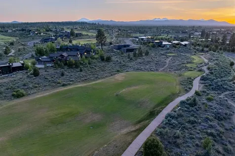 19345 Roswell Drive Bend OR 97702