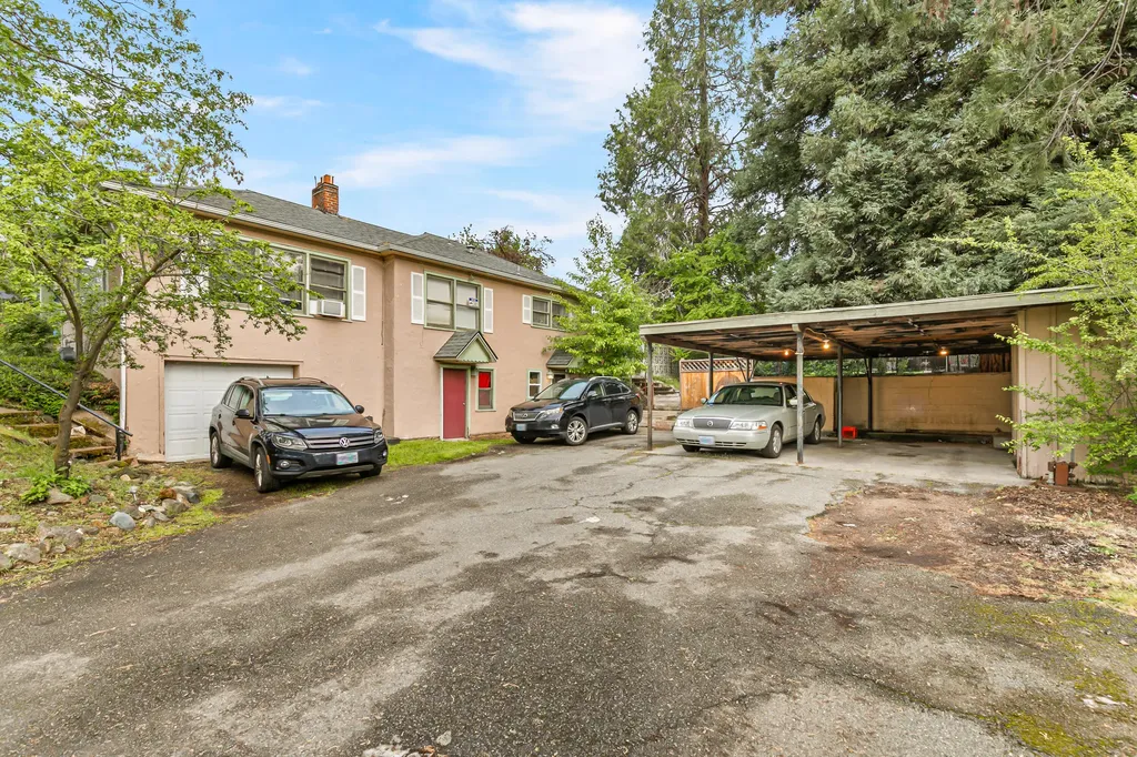 868 NE A Street Grants Pass OR 97526