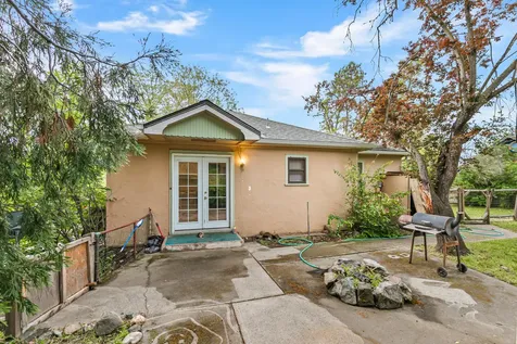 868 NE A Street Grants Pass OR 97526