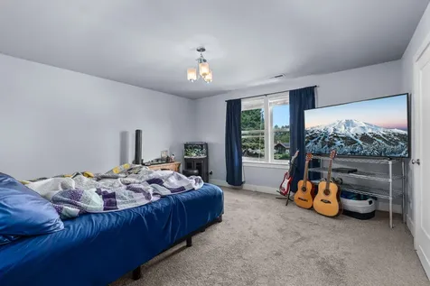 1726 SW 27th Street Redmond OR 97756