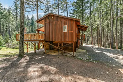 707 Mcmullen Creek Road Selma OR 97538