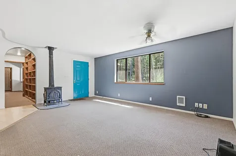 707 Mcmullen Creek Road Selma OR 97538