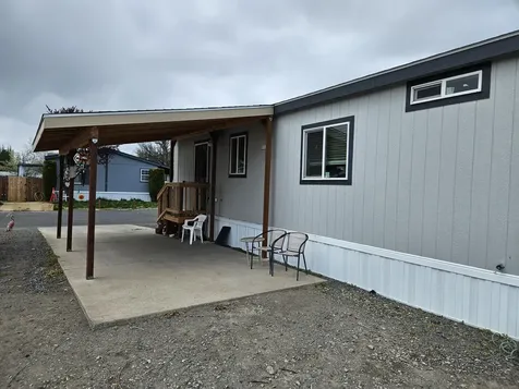 4647 Winter Avenue Klamath Falls OR 97603