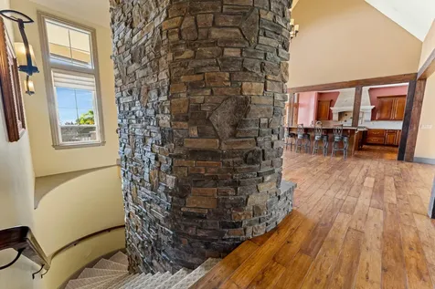 5637 Saddle Ridge Drive Medford OR 97504
