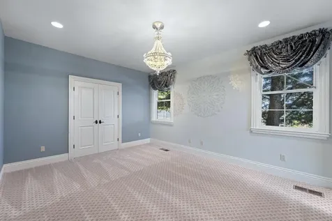 5637 Saddle Ridge Drive Medford OR 97504