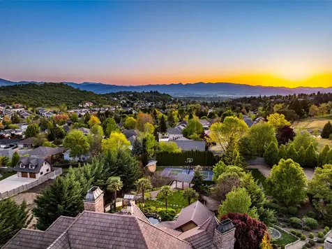 5637 Saddle Ridge Drive Medford OR 97504