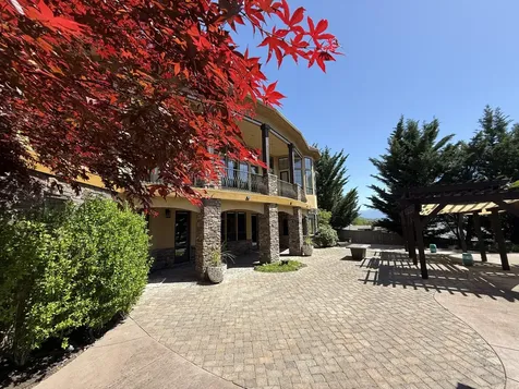 5637 Saddle Ridge Drive Medford OR 97504