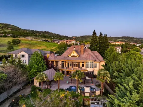 5637 Saddle Ridge Drive Medford OR 97504