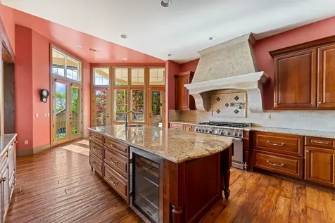 5637 Saddle Ridge Drive Medford OR 97504